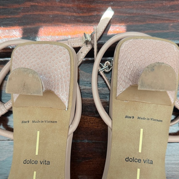 Dolce Vita Women's Blush Strappy Sandals - Picture 3 of 4